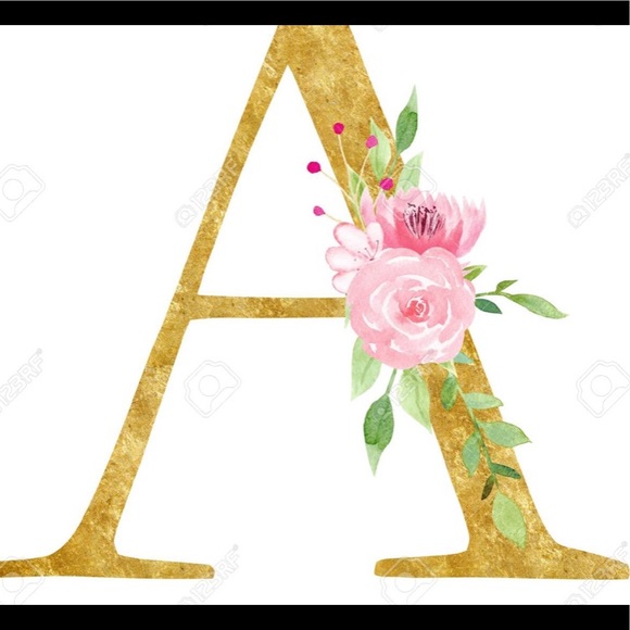 Meet your Posher, Ava - Picture 1 of 1